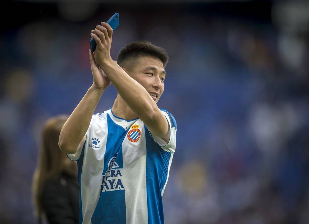 关于今晚体能课后，上海久事状态回暖备战西甲，赛场秩序良好，纪律约束更严格的信息