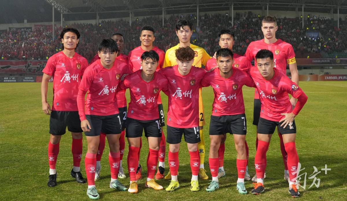 jiuyou中超赛后走向成谜，广州队官宣签约，质疑声仍在，年轻球员得到机会的简单介绍